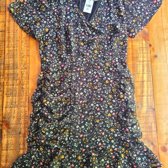 Suzy Shier Dresses & Skirts - 🌺SUZY SHIER dress